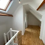 La Maison Du Chemin بيت للعطل *