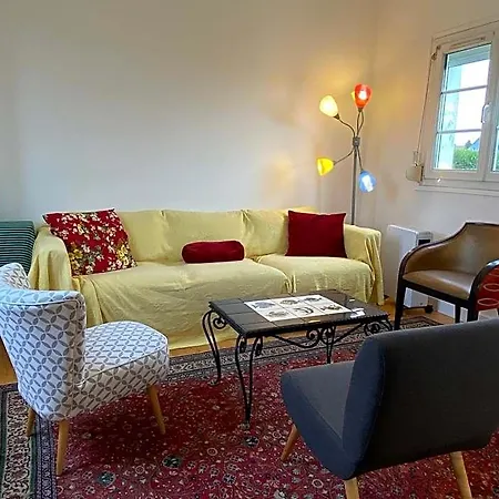 La Maison Du Chemin بيت للعطل *